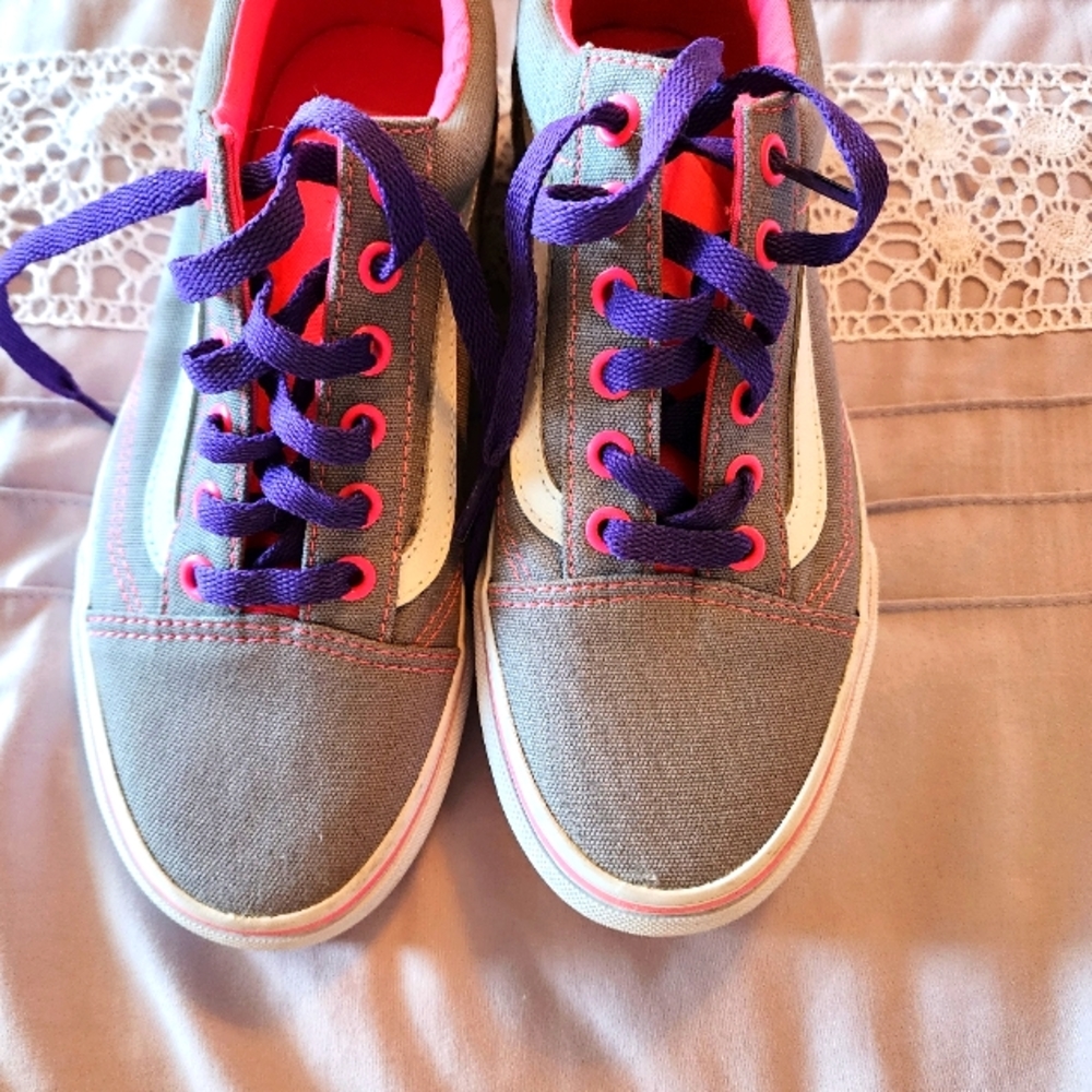 Vans, size 6 new